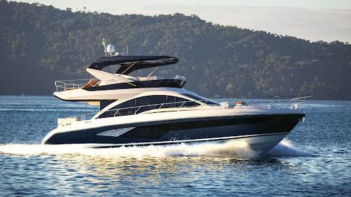 Intermarine 62: artesanal e tecnológico em destaque